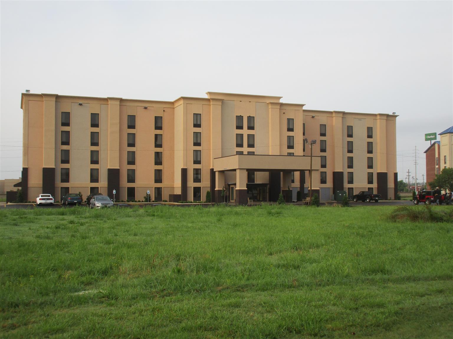 Best Western Plus Jonesboro Inn & Suites Exterior photo